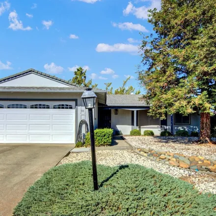 Buy this 2 bed house on 101 Isle Royale Circle in Vacaville, CA 95687