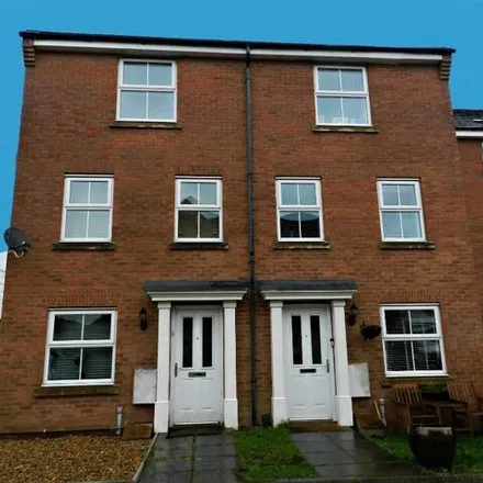 Buy this 4 bed townhouse on Enders Close in London, EN2 8FJ