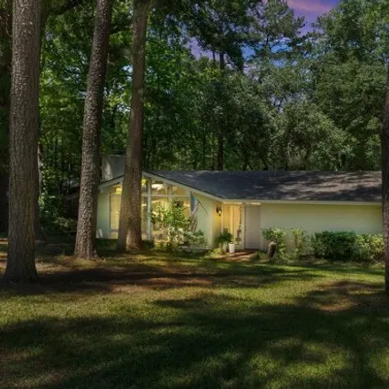 Buy this 3 bed house on 384 Millicent Way in Spring Lake Estates, Shreveport
