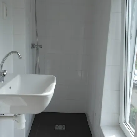 Rent this 1 bed apartment on Van Oldeneellaan in 4902 ZA Oosterhout, Netherlands