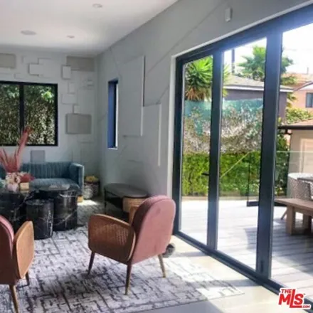 Image 5 - 9746 Saturn Street, Los Angeles, CA 90035, USA - House for sale