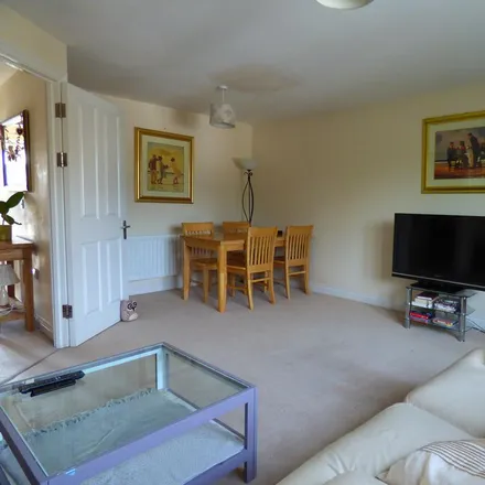 Image 4 - unnamed road, Westhampnett, PO19 6UN, United Kingdom - Townhouse for rent