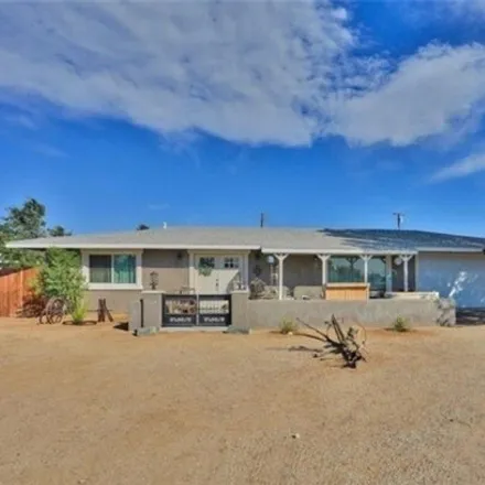 Buy this 2 bed house on 21383 Ottawa Road in Apple Valley, CA 92308