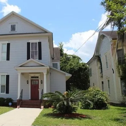 Buy this 6 bed townhouse on 301 Southwest Dade Street in Madison, FL 32340