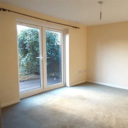 Image 3 - 4 Yeomanry Walk, Coventry, CV3 1PN, United Kingdom - House for rent