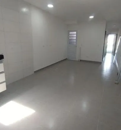 Rent this 2 bed apartment on Rua Eldizia in Vila Guarani, Santo André - SP