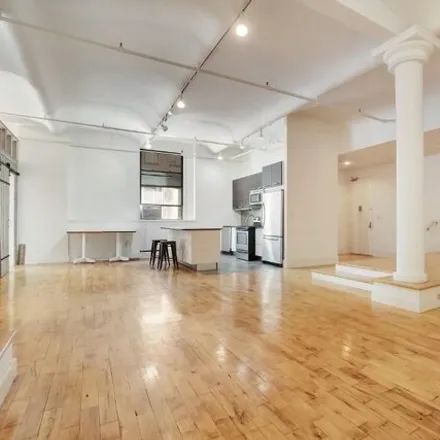 Rent this 3 bed apartment on 11 West 18th Street in New York, NY 10011