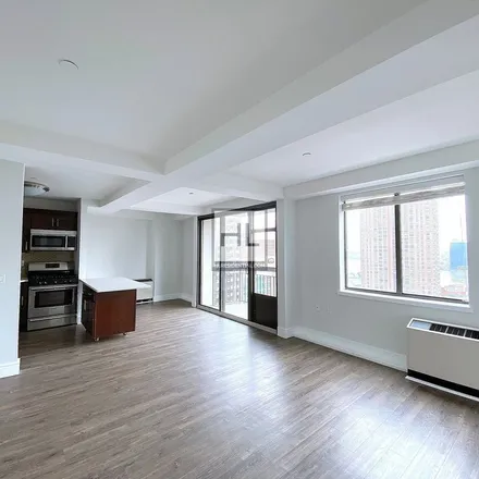 Rent this 1 bed apartment on 340 East 90th Street in New York, NY 10128