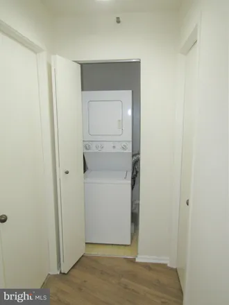 Image 9 - 1708 North Oak Street, Arlington, VA 22209, USA - Apartment for rent