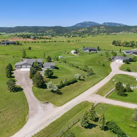 Image 2 - 2615 Emerald Court, North Spearfish, Lawrence County, SD 57783, USA - House for sale