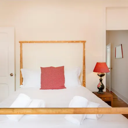 Rent this 3 bed apartment on Rua da Graça 78 in 80, 1170-169 Lisbon