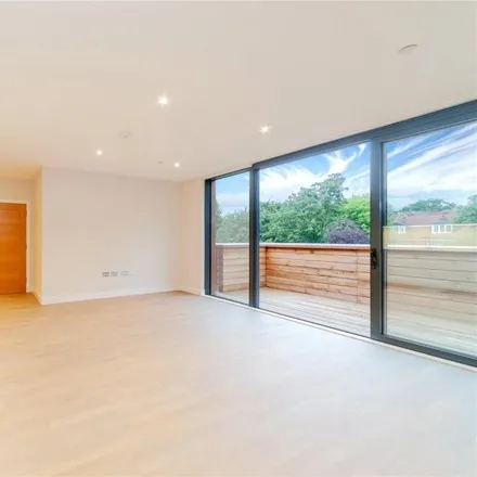 Rent this 3 bed apartment on Osprey Court in 256 Finchley Road, London