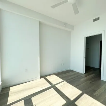 Image 5 - 825 South Hill, 825 South Hill Street, Los Angeles, CA 90014, USA - Apartment for rent
