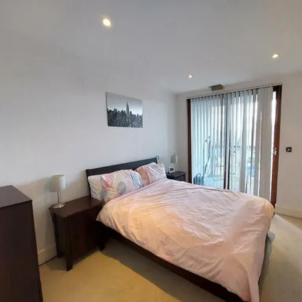 Image 4 - 35 St Mary's Road, London, W5 5RG, United Kingdom - Apartment for rent