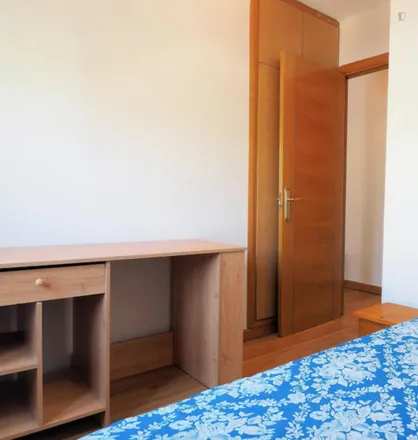 Rent this 2 bed apartment on Madrid in Calle Picos de Europa, 50