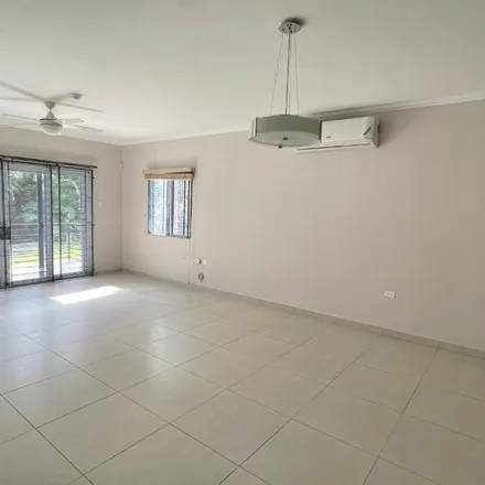 Image 3 - Earls Court, Barbican, Jamaica - Apartment for rent