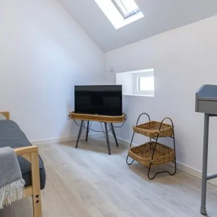 Rent this studio apartment on Rua dos Contrabandistas in 1350-027 Lisbon, Portugal