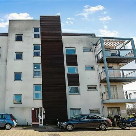 Buy this 2 bed apartment on Cameron Drive in Dartford, DA1 5GN