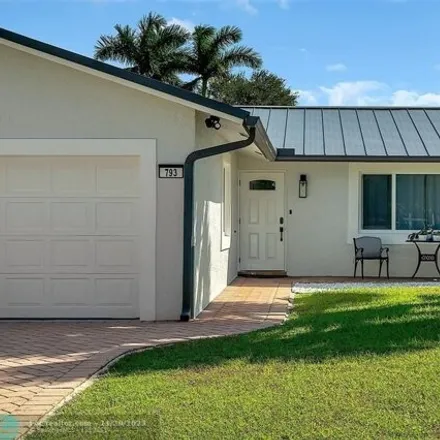 Image 3 - 801 Northwest 87th Avenue, Coral Springs, FL 33071, USA - House for sale