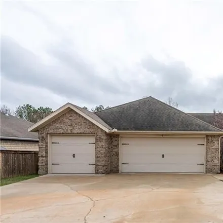 Buy this 3 bed house on 739 West Partridge Drive in Fayetteville, AR 72701
