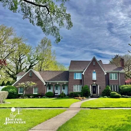 Buy this 6 bed house on 1010 Three Mile Drive in Grosse Pointe Park, MI 48230