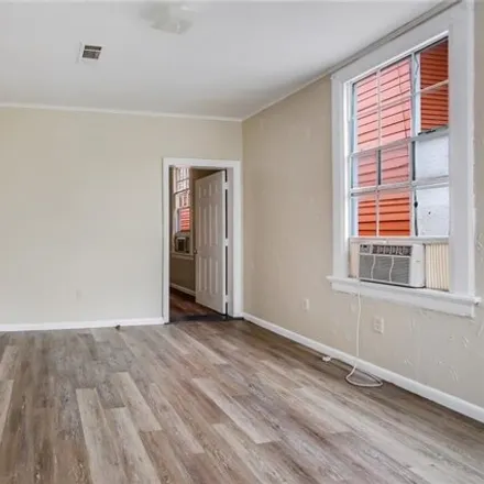 Image 2 - 2614 Upperline Street, New Orleans, LA 70115, USA - House for rent