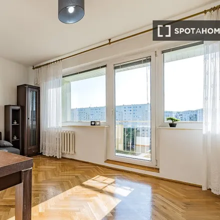 Rent this 3 bed room on Pomorska 18C in 80-333 Gdańsk, Poland