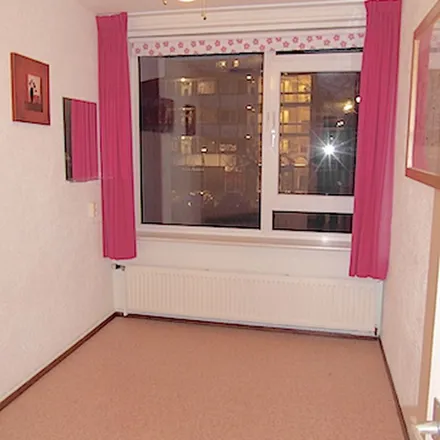 Rent this 4 bed apartment on Telderslaan 22 in 3527 KG Utrecht, Netherlands