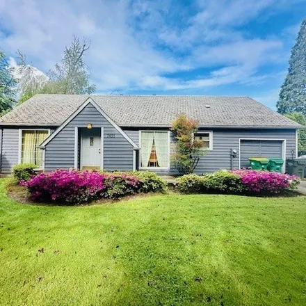 Buy this 4 bed house on 7435 Southwest Sorrento Road in Beaverton, OR 97008