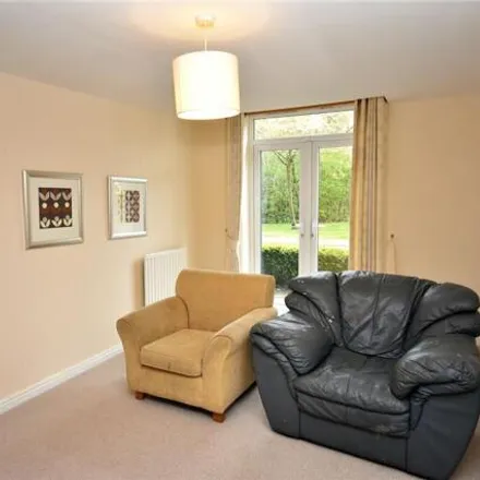Image 4 - Coxhill Way, Aylesbury, HP21 8FH, United Kingdom - Room for rent