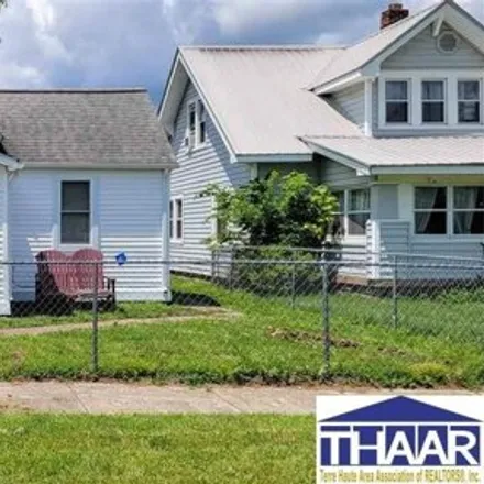 Buy this 2 bed house on 649 Indiana Avenue in Twelve Points, Terre Haute