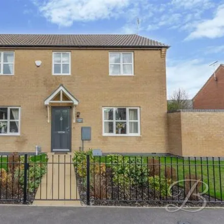 Buy this 4 bed house on Blackshale Road in Mansfield Woodhouse, NG19 7GE