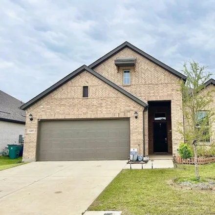 Rent this 3 bed house on Ross Avenue in Collin County, TX 75009