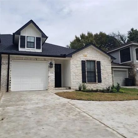 Rent this 3 bed house on 13034 Walden Road in Montgomery County, TX 77356