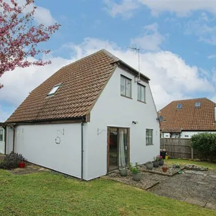 Buy this 3 bed house on Tharp Way in Chippenham, CB7 5QG
