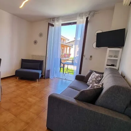 Image 8 - Peschiera - Lazise - BNF, 37014 Castelnuovo del Garda VR, Italy - Apartment for rent