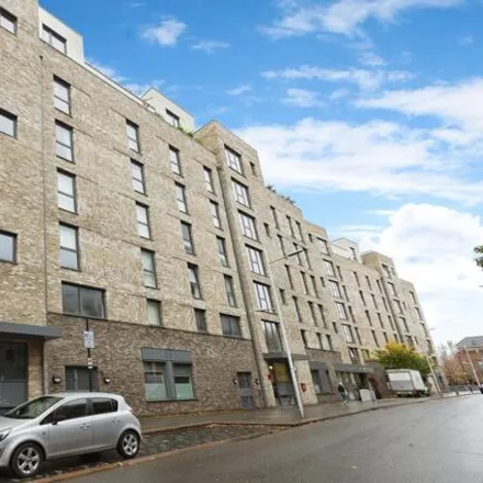 Image 3 - Cornhill House, 36 St Paul's Way, Bow Common, London, E3 4YH, United Kingdom - Apartment for sale
