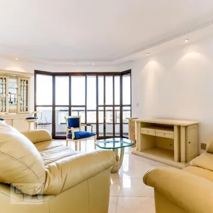 Rent this 3 bed apartment on Edificio Angra dos Reis in Rua Araritaguaba 177, Jardim Japão