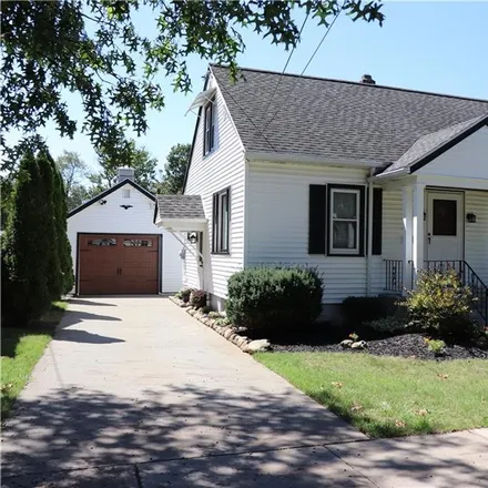 Buy this 3 bed house on 315 Bucknor Street in City of Dunkirk, NY 14048