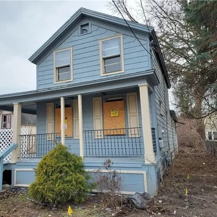 Buy this 4 bed house on 315 Putnam Street in City of Syracuse, NY 13204