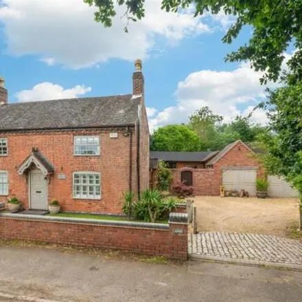 Buy this 4 bed house on The Malt Shovel in Barston Lane, Metropolitan Borough of Solihull