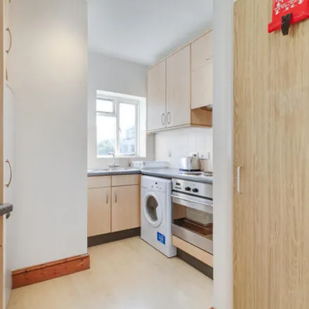 Image 7 - Corfield Street, London, London, E2 - Apartment for sale