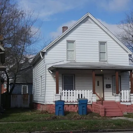 Image 2 - 210 West Merchant Street, Kankakee, IL 60901, USA - House for sale