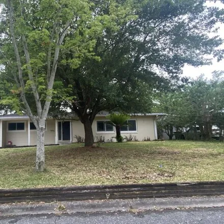 Rent this 3 bed house on 3762 Marianna Road in San Jose, Jacksonville