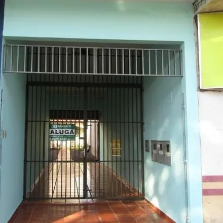 Rent this 3 bed apartment on Rua Mitsuzo Taguchi in Parque Indusrial II, Maringá - PR