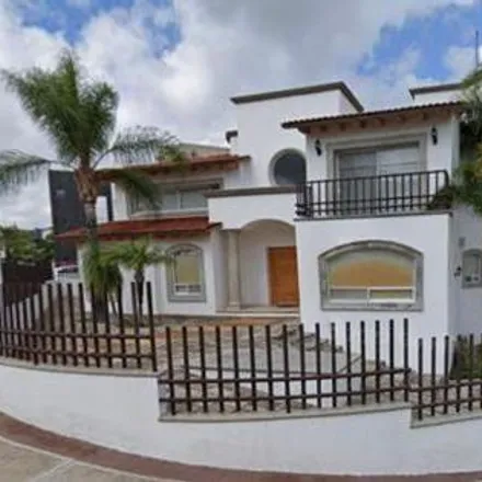 Buy this 5 bed house on Calle Lago Chacamax in 76100 Juriquilla, QUE