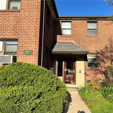 Rent this studio apartment on 154 Martling Avenue in Village of Tarrytown, NY 10591