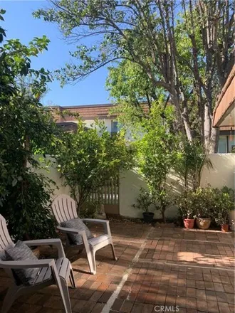 Image 1 - Alley ‎90397, Los Angeles, CA 91311, USA - House for sale