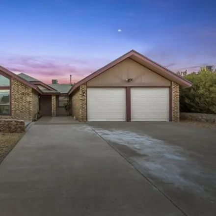 Rent this 3 bed house on Rosa Guerrero Elementary School in Hempstead Drive, El Paso