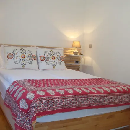 Rent this 1 bed apartment on 19120 Beaulieu-sur-Dordogne